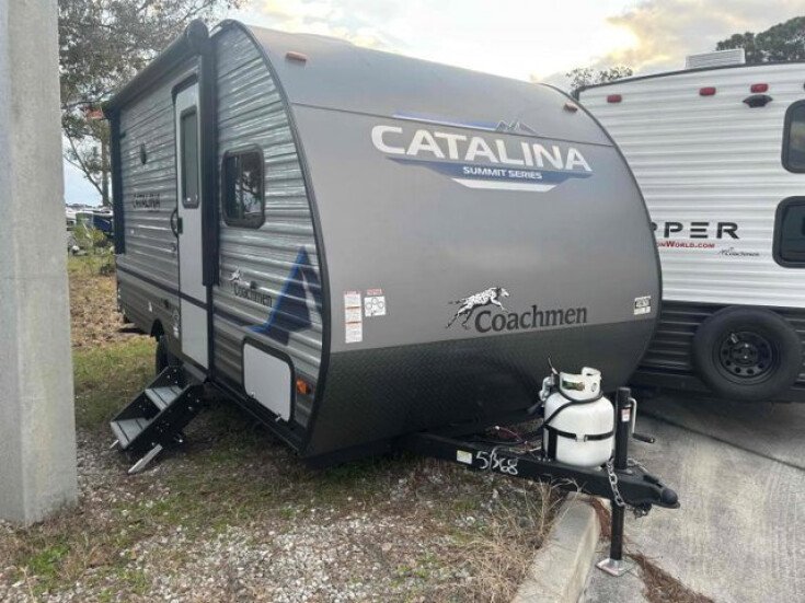 Thumbnail Photo undefined for New 2022 Coachmen Catalina